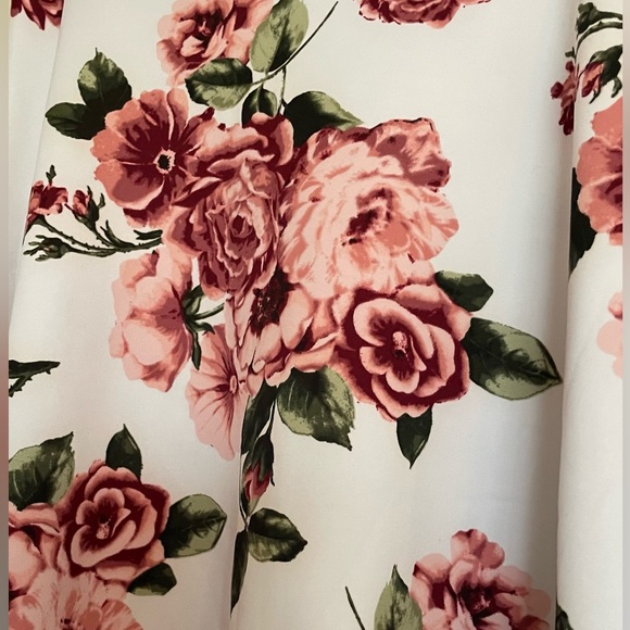 Floral dressy skirt - Picture 3 of 4